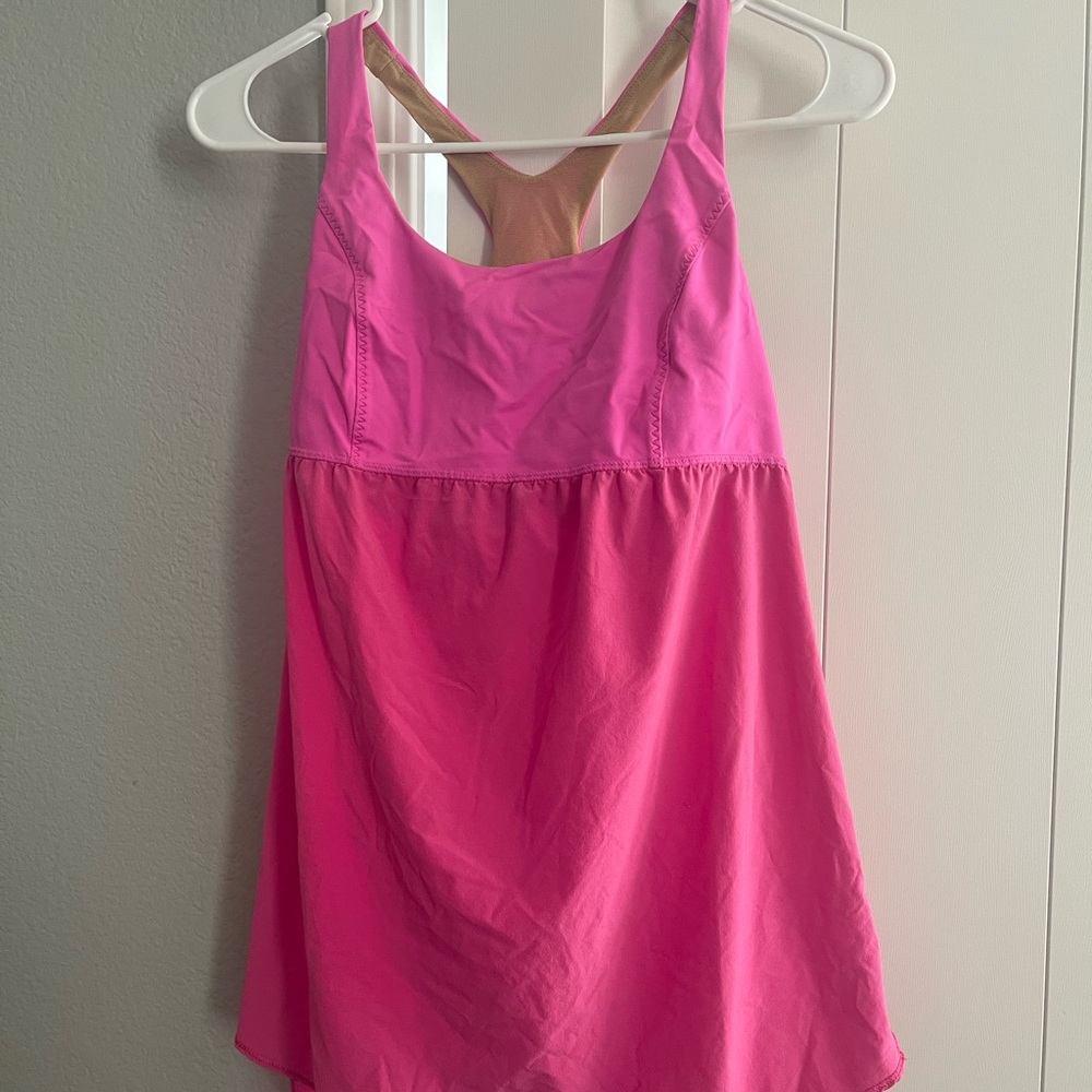 Lululemon size 12 tank with built in bra